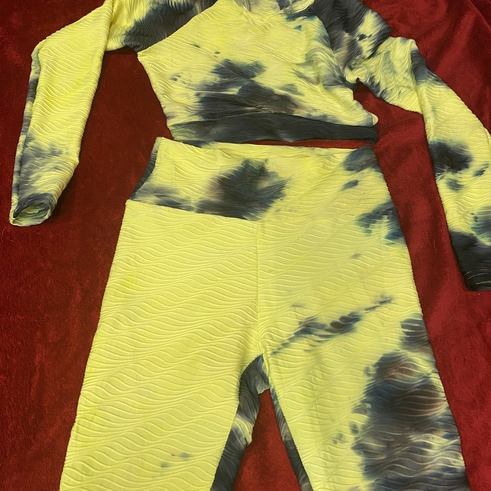 Long sleeve crop and legging set - Picture 5 of 6